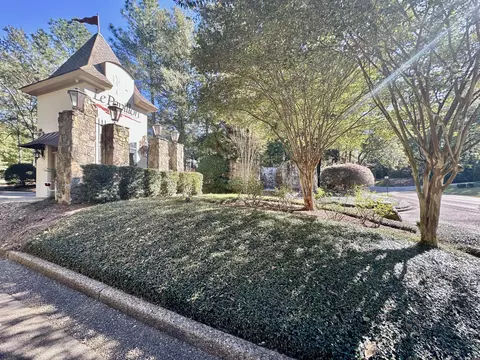 0 Buck Ct # A, Hattiesburg, MS 39402