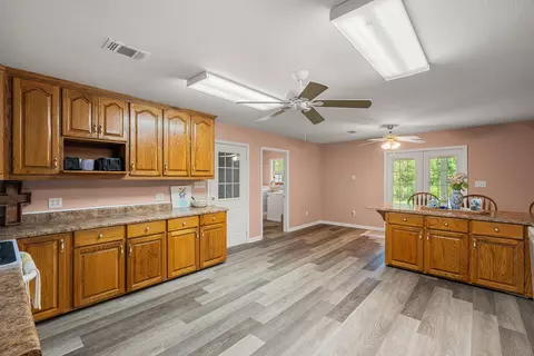 Entry Way - 28 J D Aultman, Sumrall, MS 39482 photo 3 of 5
