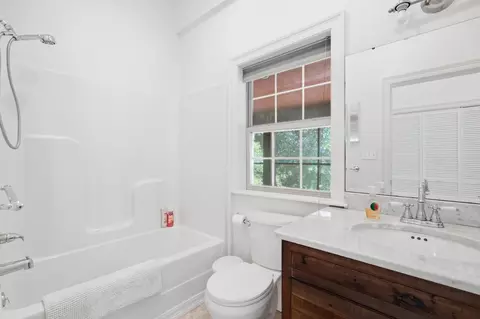 Bath - 22 Tranquility Ln, Moselle, MS 39459 photo 1 of 5