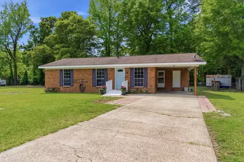 Exterior - 205 Woodside Dr, Petal, MS 39465 photo 3 of 11