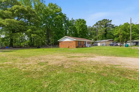 Exterior - 205 Woodside Dr, Petal, MS 39465 photo 8 of 11