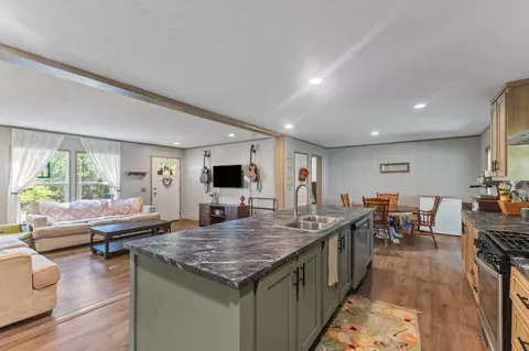 Kitchen - 150 Steelman, Purvis, MS 39475 photo 5 of 6