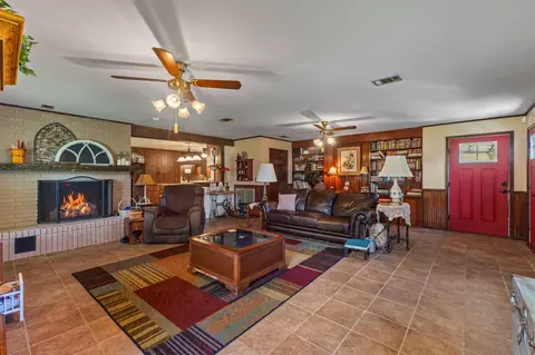 Living - 150 Steelman, Purvis, MS 39475 photo 1 of 2