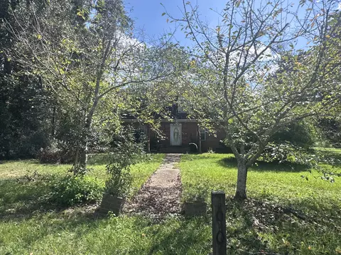 Exterior - 604 Cedar Ave, Richton, MS 39476 photo 2 of 4
