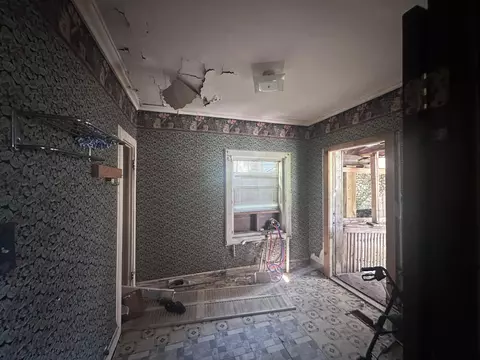 Entry Way - 604 Cedar Ave, Richton, MS 39476 photo 1 of 1