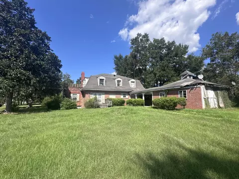 Exterior - 604 Cedar Ave, Richton, MS 39476 photo 4 of 4