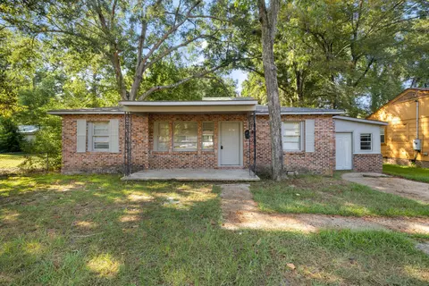 1507 Kathleen St, Hattiesburg, MS 39401