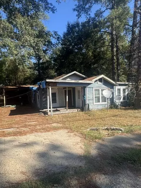 1715 W 7th St, Hattiesburg, MS 39401