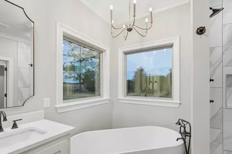 Bath - 49 Excellor Rd, Sumrall, MS 39482 photo 4 of 11