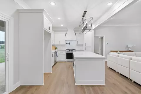 Kitchen - 49 Excellor Rd, Sumrall, MS 39482 photo 1 of 6