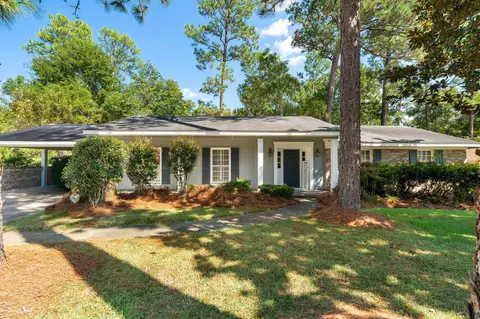 606 Longwood Ct, Hattiesburg, MS 39402