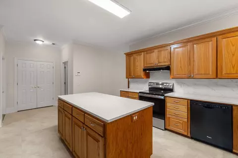 Kitchen - 47 Nobles, Sumrall, MS 39482 photo 5 of 5