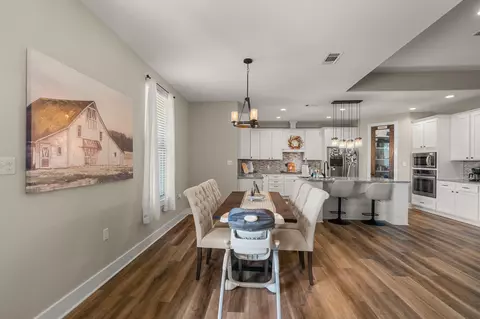 Dining - 21 Higgins Cutoff, Sumrall, MS 39482 photo 1 of 2