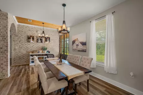 Dining - 21 Higgins Cutoff, Sumrall, MS 39482 photo 2 of 2