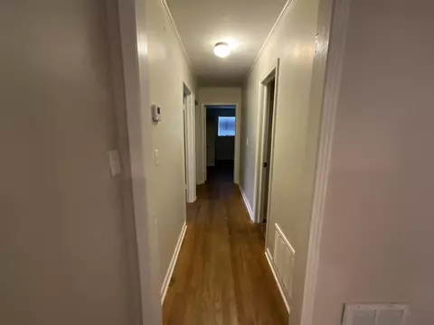 Entry Way - 23 Sunset, Laurel, MS 39440 photo 1 of 1