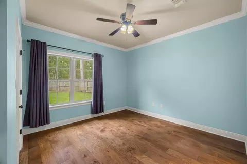 Bedroom - 30 Broad Leaf Cv, Petal, MS 39465 photo 4 of 6