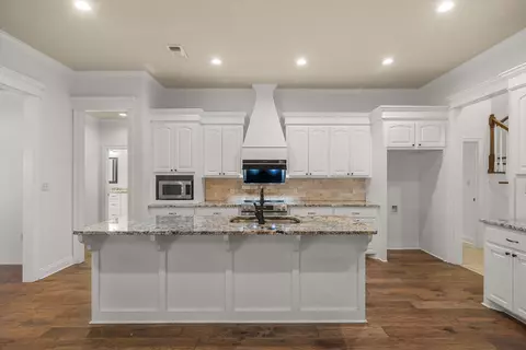Kitchen - 30 Broad Leaf Cv, Petal, MS 39465 photo 1 of 4