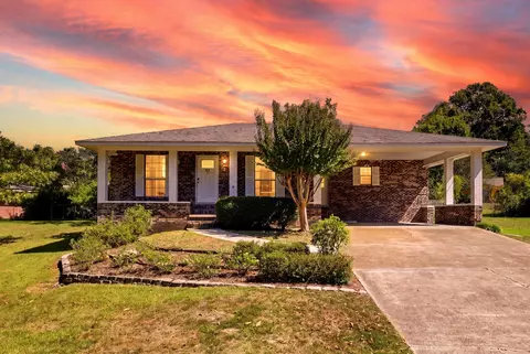 205 Fox Ter, Hattiesburg, MS 39402