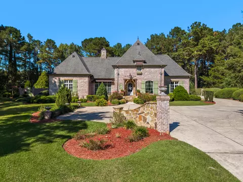 Exterior - 15 Jomar Rd, Laurel, MS 39443 photo 2 of 27