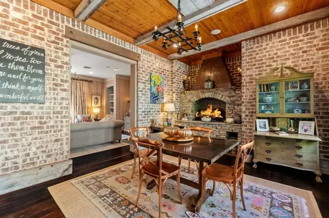 Dining - 15 Jomar Rd, Laurel, MS 39443 photo 3 of 5
