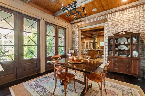 Dining - 15 Jomar Rd, Laurel, MS 39443 photo 4 of 5