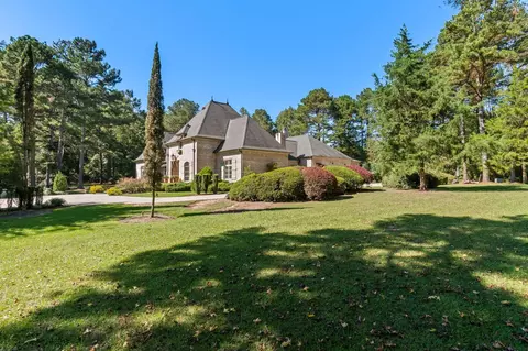 Exterior - 15 Jomar Rd, Laurel, MS 39443 photo 8 of 27