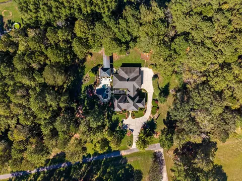 View/Area - 15 Jomar Rd, Laurel, MS 39443 photo 1 of 5