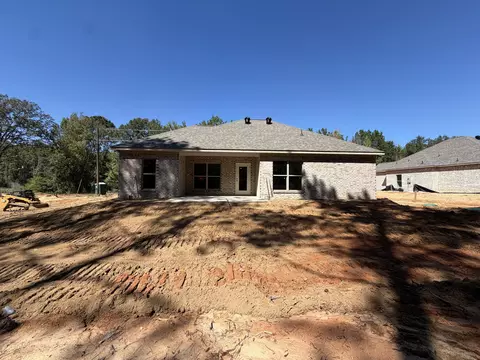 Exterior - 241 Smith Dr, Mendenhall, MS 39114 photo 2 of 3