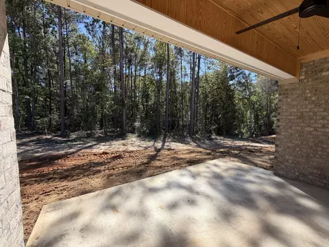 Exterior - 241 Smith Dr, Mendenhall, MS 39114 photo 3 of 3