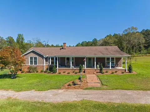 Exterior - 46 Big View Dr, Laurel, MS 39443 photo 2 of 20