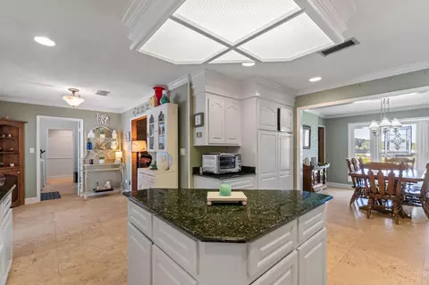 Kitchen - 46 Big View Dr, Laurel, MS 39443 photo 6 of 7