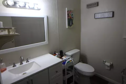 Bath - 1167 Springhill, Laurel, MS 39443 photo 1 of 2