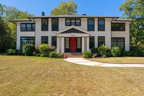 2808 Jefferson Dr, Hattiesburg, MS 39402