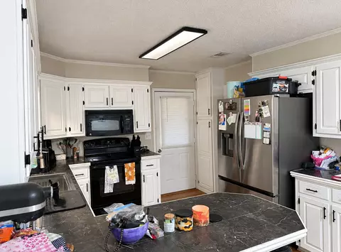 1425 Freeman Town, Richton, MS 39476 photo 4