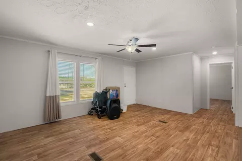 Living - 9067 Hendry Rd, Petal, MS 39465 photo 2 of 2
