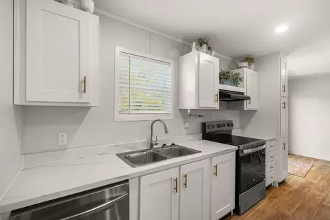 Kitchen - 9067 Hendry Rd, Petal, MS 39465 photo 3 of 3