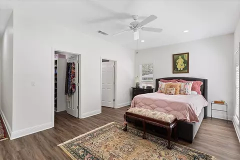 Bedroom - 1473 W 20th St, Laurel, MS 39440 photo 1 of 6