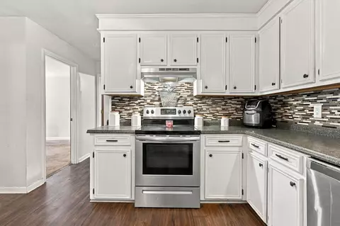 Kitchen - 42 Carroll Lucus, Sumrall, MS 39482 photo 3 of 3