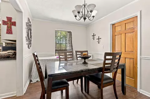 Dining - 42 Carroll Lucus, Sumrall, MS 39482 photo 1 of 2