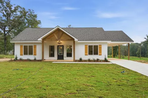 Exterior - 736 Cold Spgs, Collins, MS 39428 photo 3 of 7