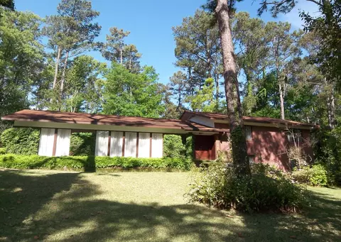 3304 Franklin Ave, Laurel, MS 39440 photo 1