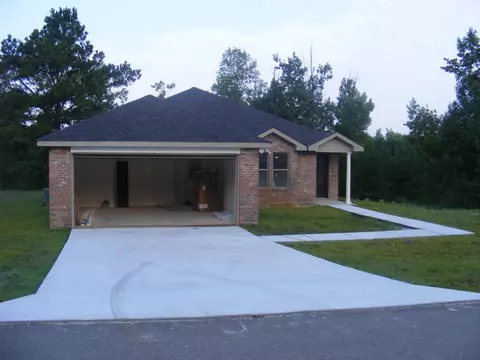 38 Hemingway Dr, Sumrall, MS 39482 photo 1