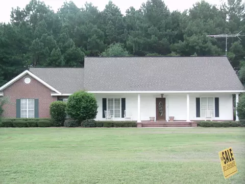 128 Layton Rd, Collins, MS 39428 photo 2