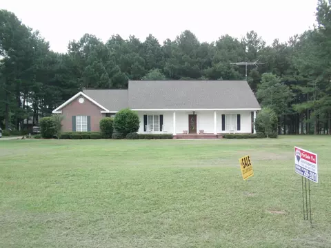 128 Layton Rd, Collins, MS 39428 photo 3