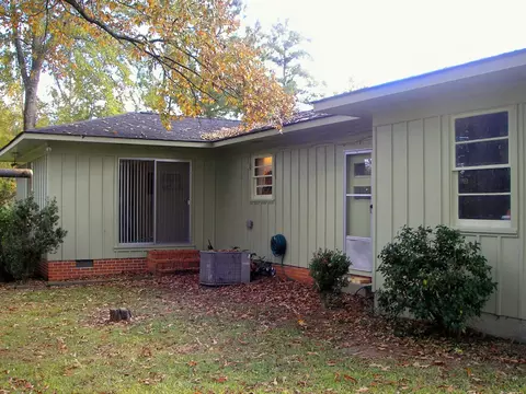 133 Lindsey Dr, Laurel, MS 39440 photo 5