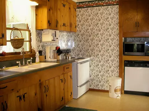 133 Lindsey Dr, Laurel, MS 39440 photo 6