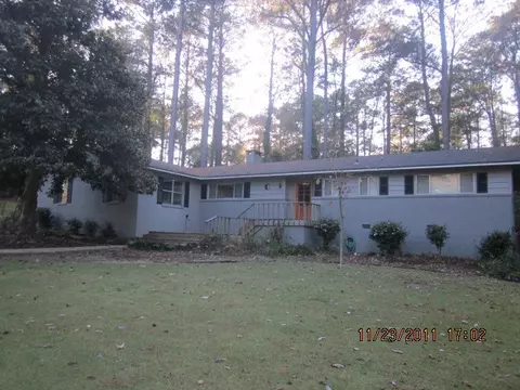3328 Franklin Ave, Laurel, MS 39440 photo 1