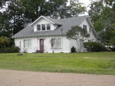 301 S 2nd St, Collins, MS 39428 photo 1