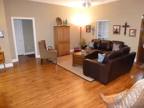 20 E Adam, Sumrall, MS 39482 photo 3