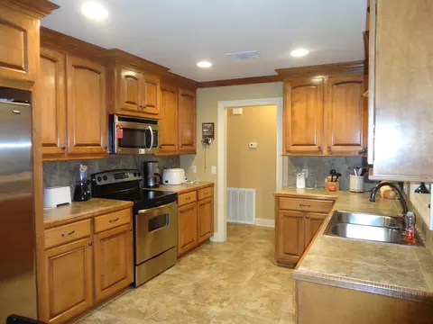 40 E Adam Dr, Sumrall, MS 39482 photo 9